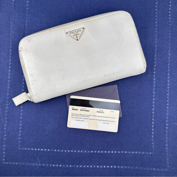 AUTHENTIC Prada zip around wallet. Color white. - Picture 1 of 15